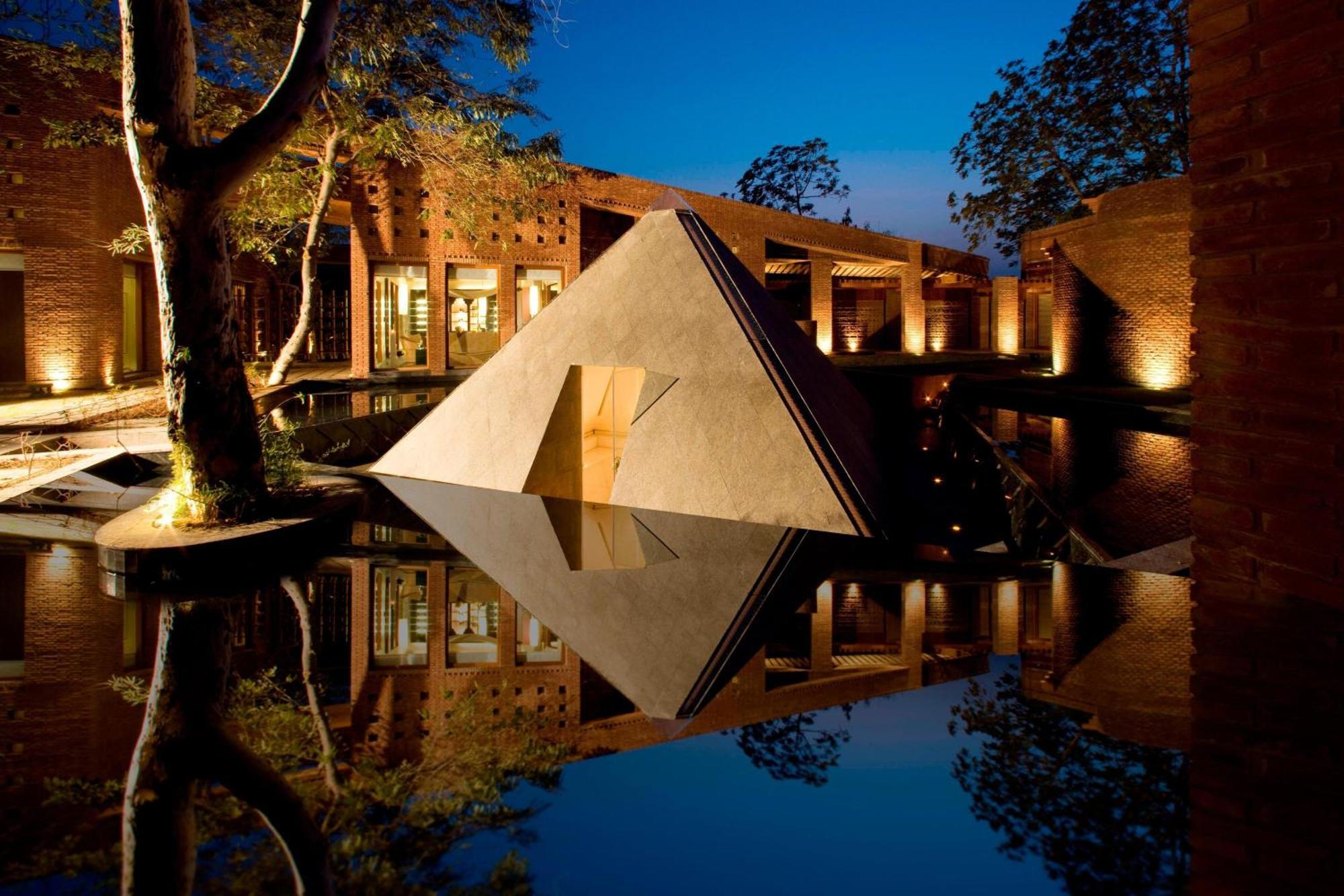 The Westin Sohna Resort & Spa Gurgaon Exterior foto